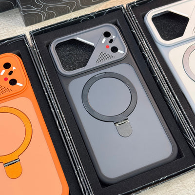 iPhone 17 Pro Max Cyberpunk and Retro-Futuristic Style Case