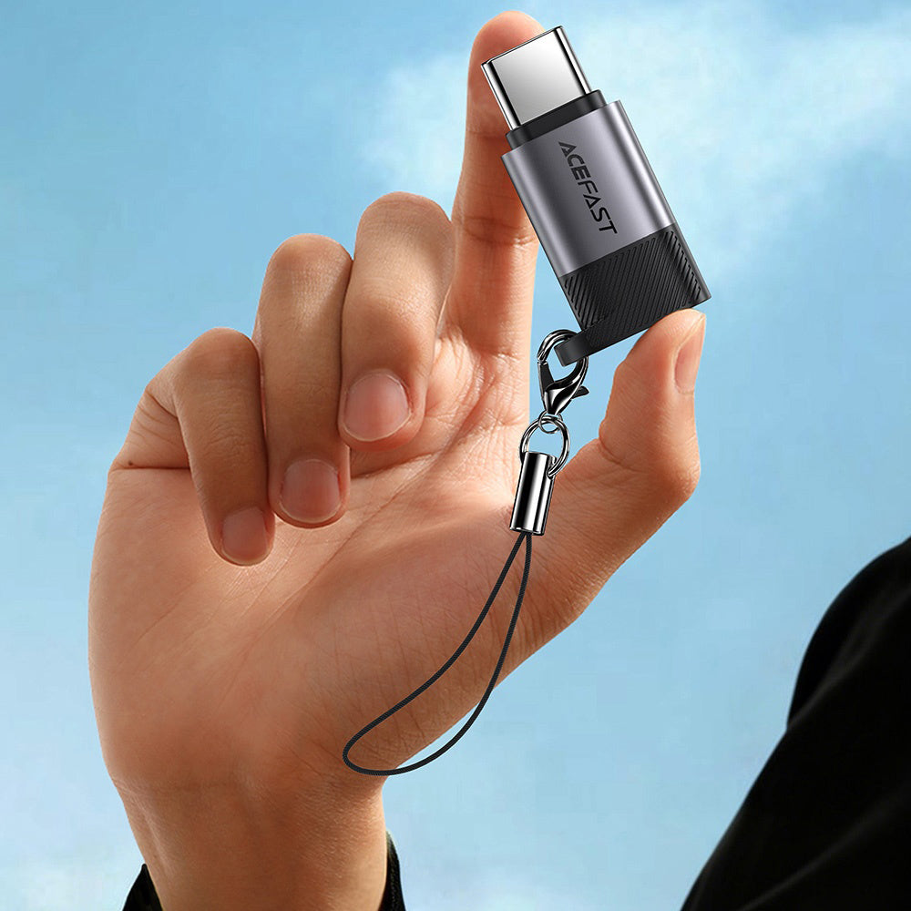 ACEFAST J19 L to USB-C adapter