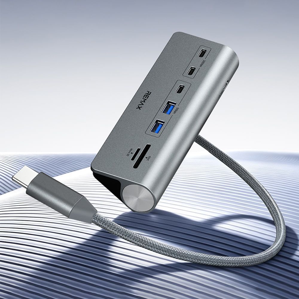 REMAX DK01 8-in-1Docking Station(3C+2U+PD+SD+TF)